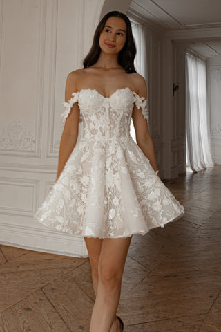 Short Floral Lace Wedding Dress Selkie - Olivia Bottega