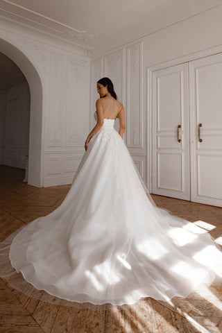 Wedding Dress Lillian with Detachable Train - Olivia Bottega