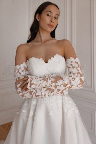 Wedding Dress Lillian with Detachable Train - Olivia Bottega