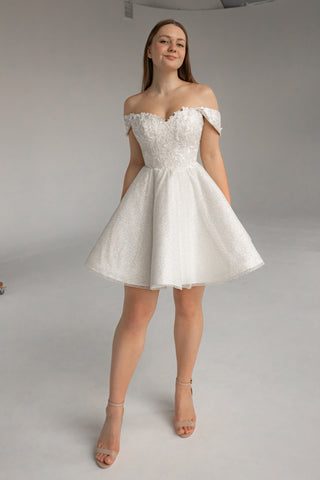 Short Lace Wedding Dress Aditi - Olivia Bottega