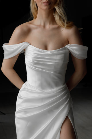 Wedding Dress Dakota With Detachable Straps - Olivia Bottega