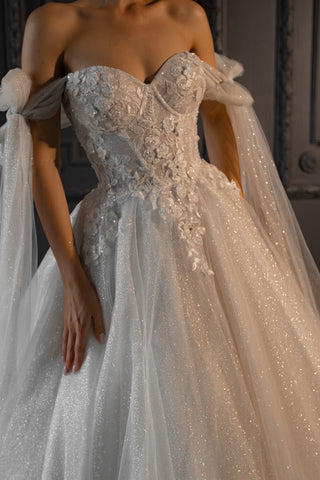 Floral Lace Wedding Dress Celia with Detachable Straps - Olivia Bottega