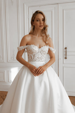 2 in 1 Short Wedding Dress Evelyn with Detachable Sophia Skirt