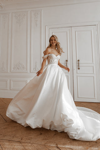 2 in 1 Short Wedding Dress Evelyn with Detachable Sophia Skirt