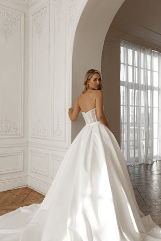 2 in 1 Short Wedding Dress Shiori with Detachable Protea Skirt