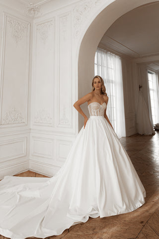 2 in 1 Short Wedding Dress Shiori with Detachable Protea Skirt