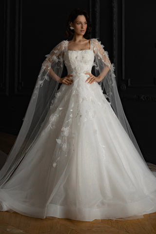 Floral Lace Wedding Dress Chyanne with Detachable Wings - Olivia Bottega