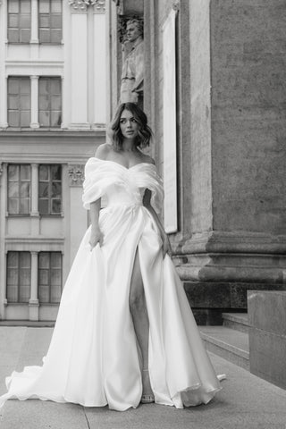 Wedding Dress Acerola with Leg Slit - Olivia Bottega