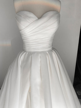 Sleeveless Wedding Dress Audrey - Olivia Bottega