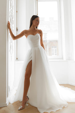 Sleeveless Wedding Dress Audrey - Olivia Bottega