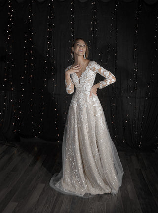 Lace Wedding Dress Enn with Long Sleeves - Olivia Bottega