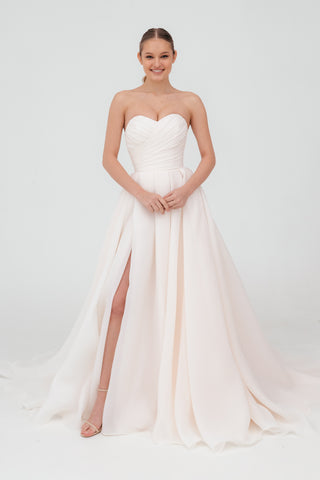 Coral Extra Convertible Wedding Dress Audrey (Basic dress + bolero + bow + detachable train) - Olivia Bottega