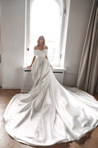 Mikado Off-The-Shoulder Wedding Dress Jacqueline With Detachable Skirt - oliviabottega