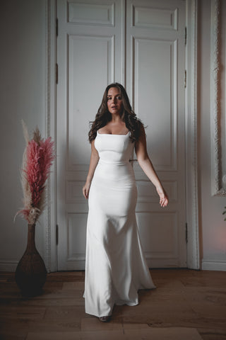 Plus Size Crepe Wedding Dress Jessica - Olivia Bottega