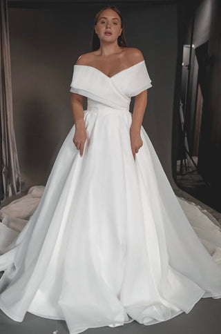 Plus Size Organza Wedding Dress Cardi - Olivia Bottega